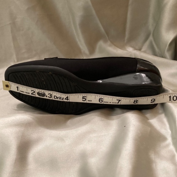 Bandolino Latera Black Wedge Slip-On Loafer Flats Faux Leather Size 6 VGUC - Picture 11 of 14